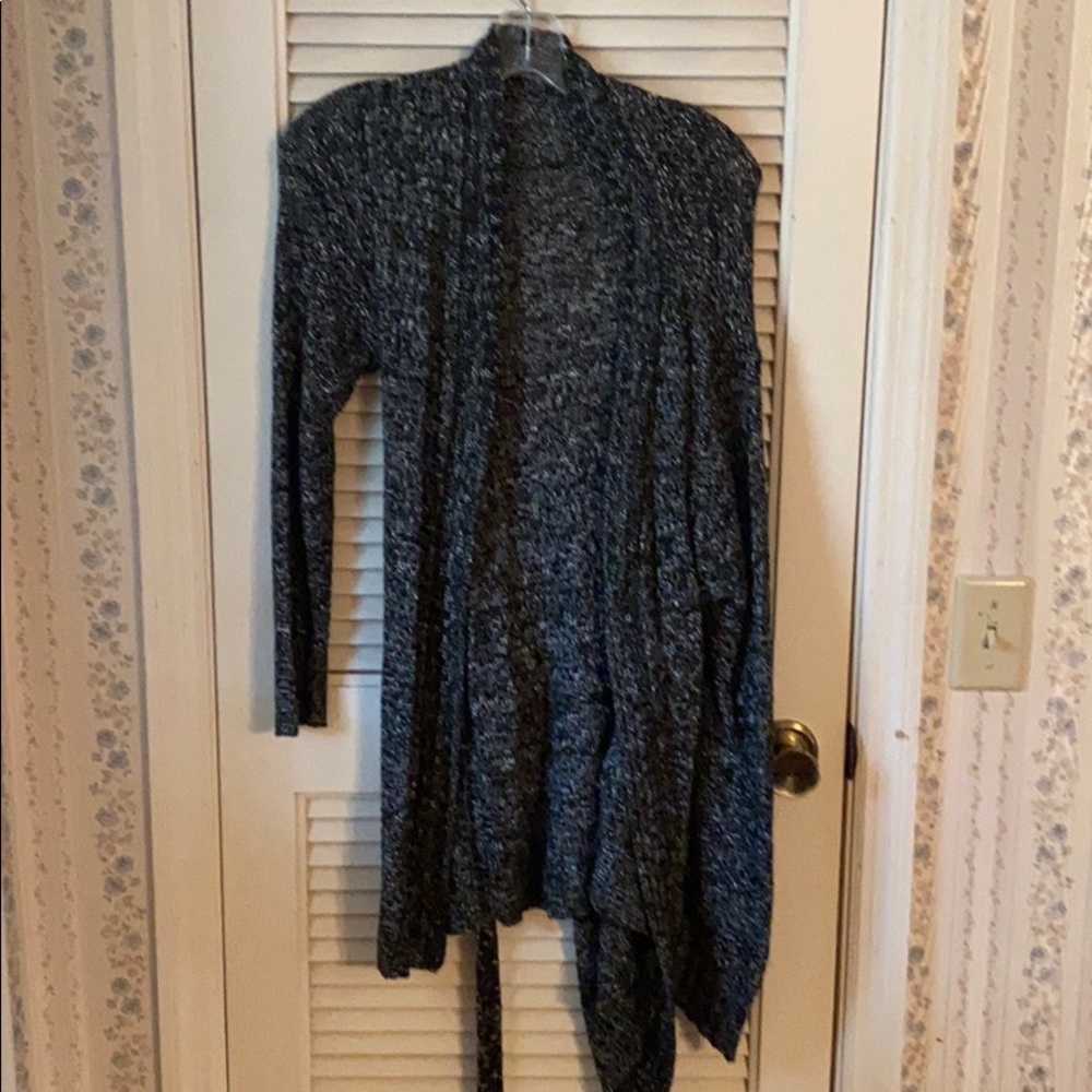Black/gray cardigan